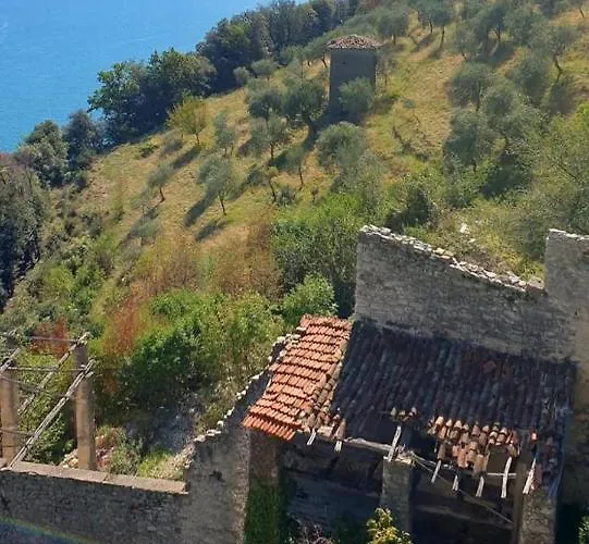 La Terrazzina فندق غارنانو